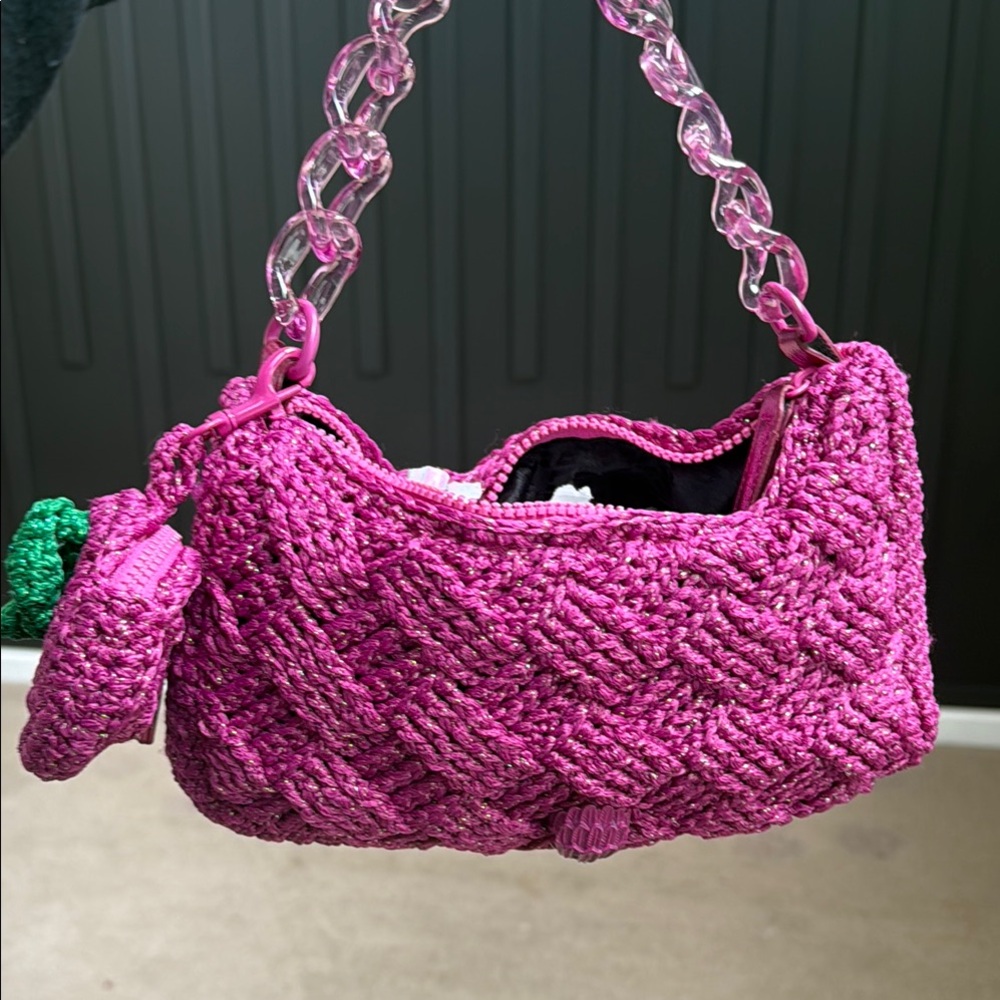 Kurt Geiger Pink Crossbody Bag with Artisanal Texture - Picture 13 of 17